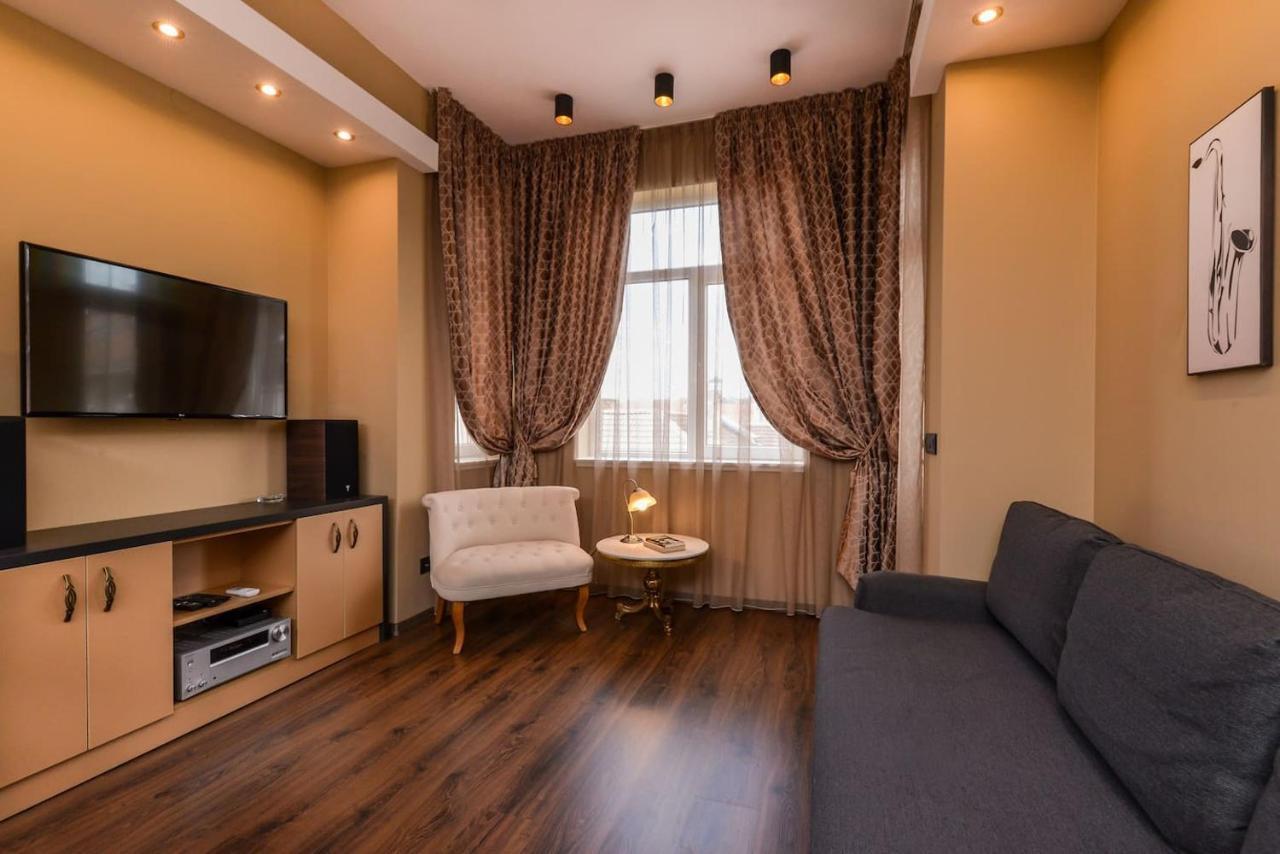 Sofia Dream Apartments - Jazzy Two Bedroom Suite By Flat Mаnager Exterior photo